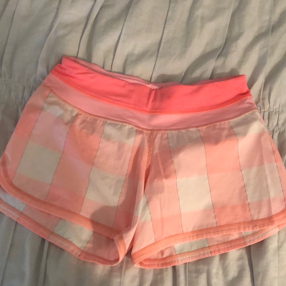 Lululemon shorts size 4
